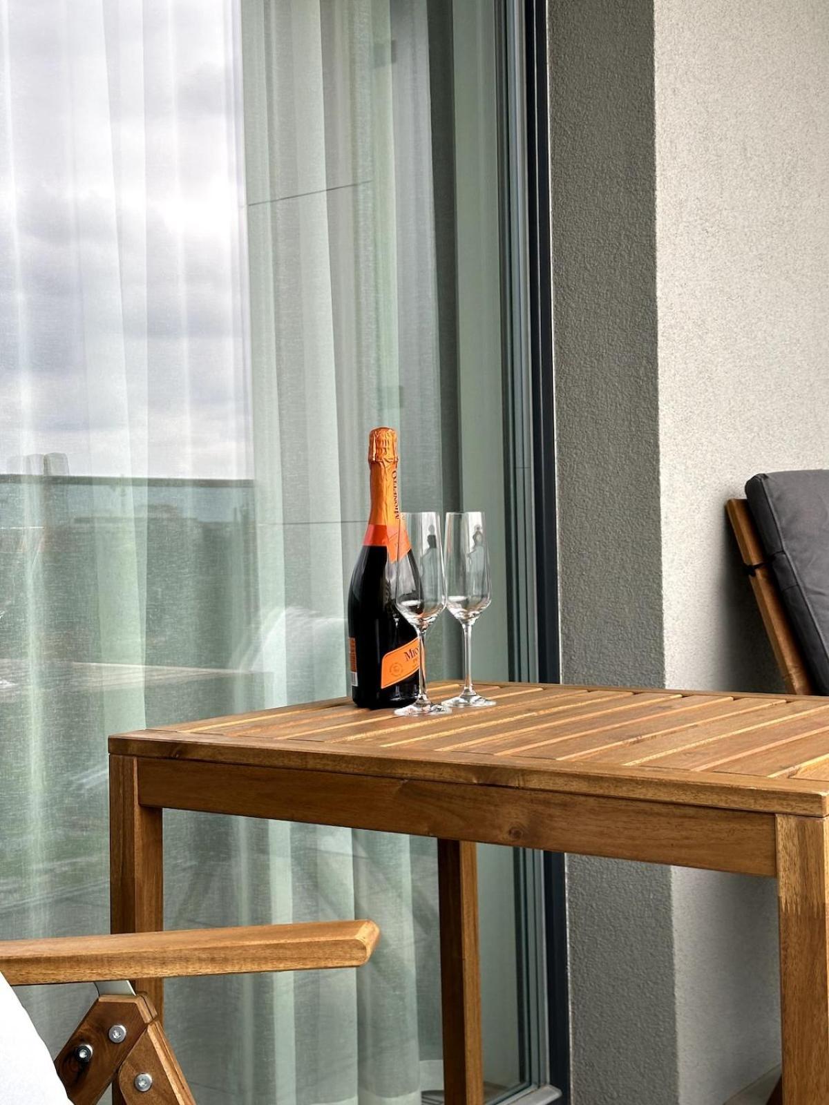 Apartment Real Living By Refa Balcony Retreat 91